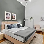 Most Central Apartment In Vienna